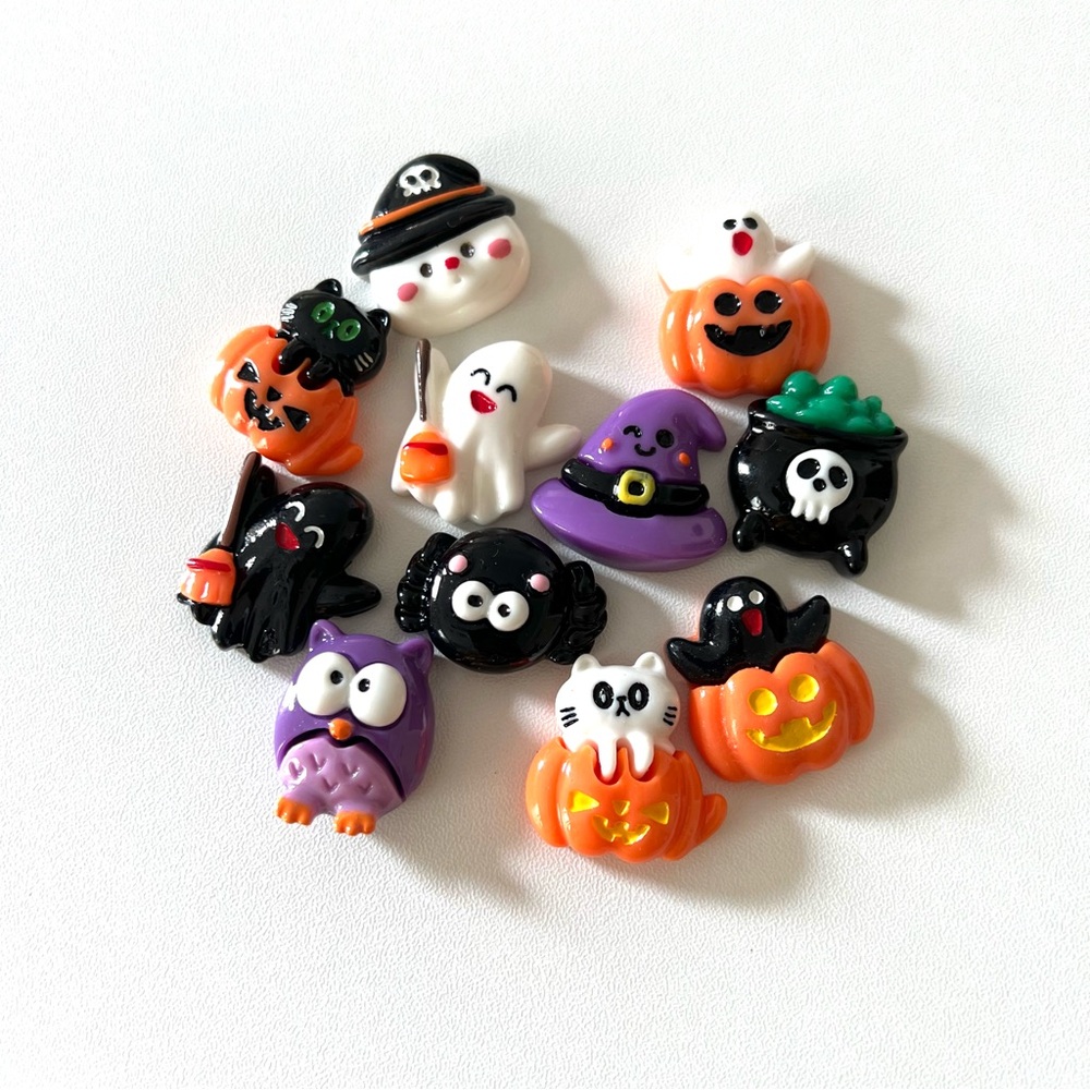11 Pc Halloween Flat Back Charms | Ghost, Pumpkin, Witch & Cat Craft Mix